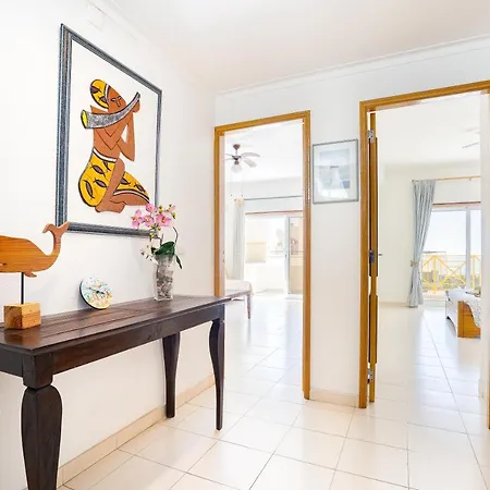 Sra Da Rocha By Umbral Apartment